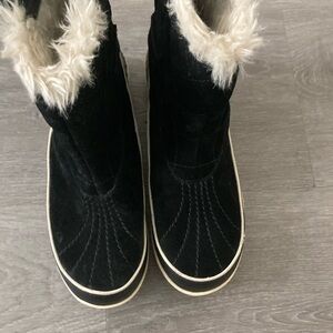 SOREL Black Faux Fur Lined Snow Boots | Like New | Women’s 6.5